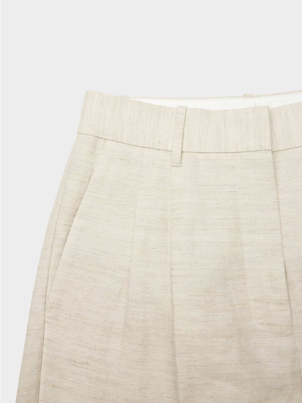 Aritzia
The Effortless Pant™ - CruiseLinen™ size 8 - Picture 8 of 17